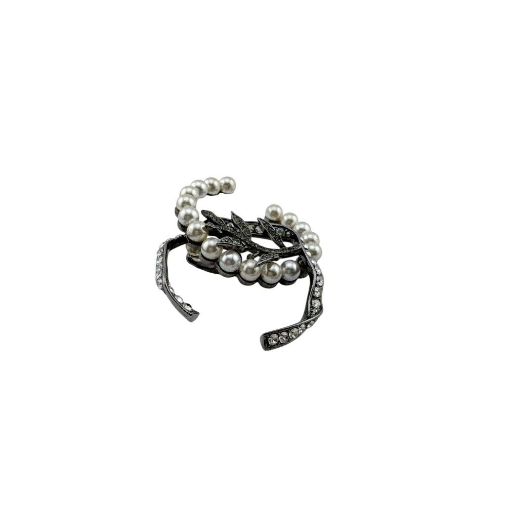 Chanel Leaf Single Earrings Silver — view 2