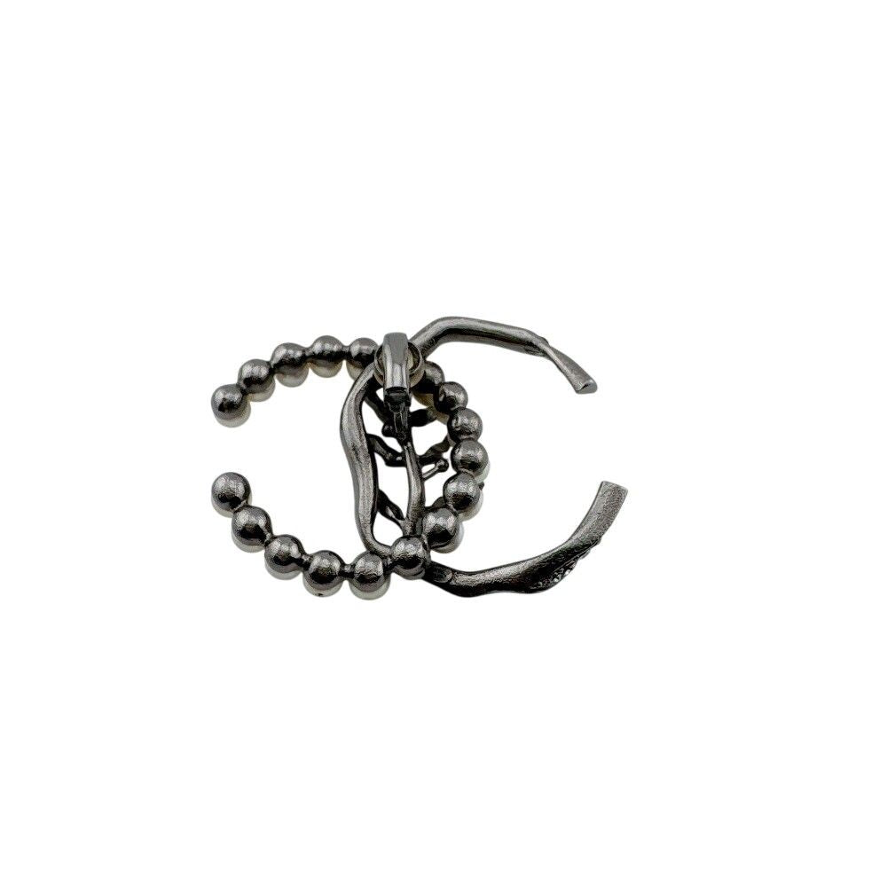 Chanel Leaf Single Earrings Silver — view 5