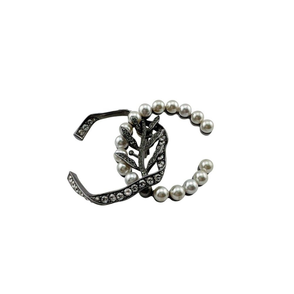 Chanel Leaf Single Earrings Silver