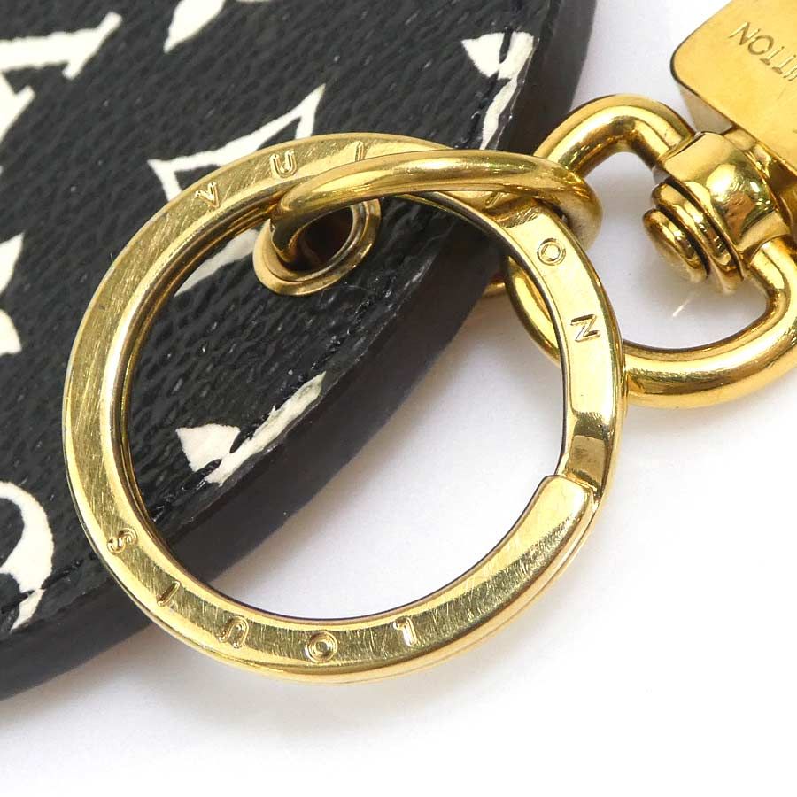 Louis Vuitton Key Ring Charm Porte Cles Illustre Key Holder Keychain — view 7