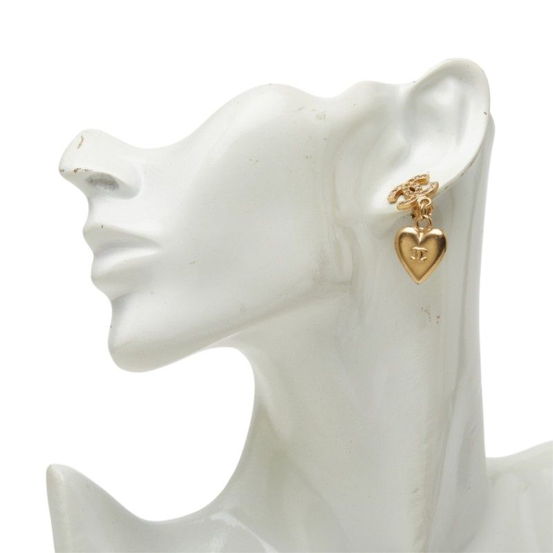 Chanel CC Logo Heart Motif Earrings Gold Plated Rhinestone — view 5