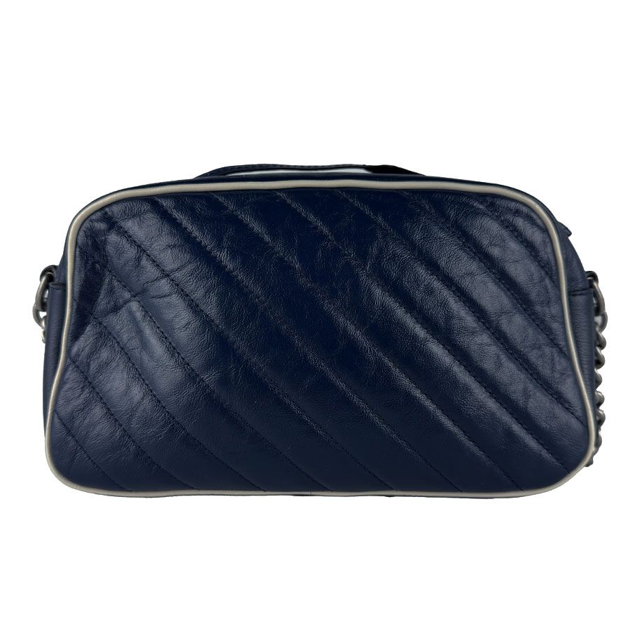 Gucci Crossbody Shoulder Bag GG Marmont — view 3