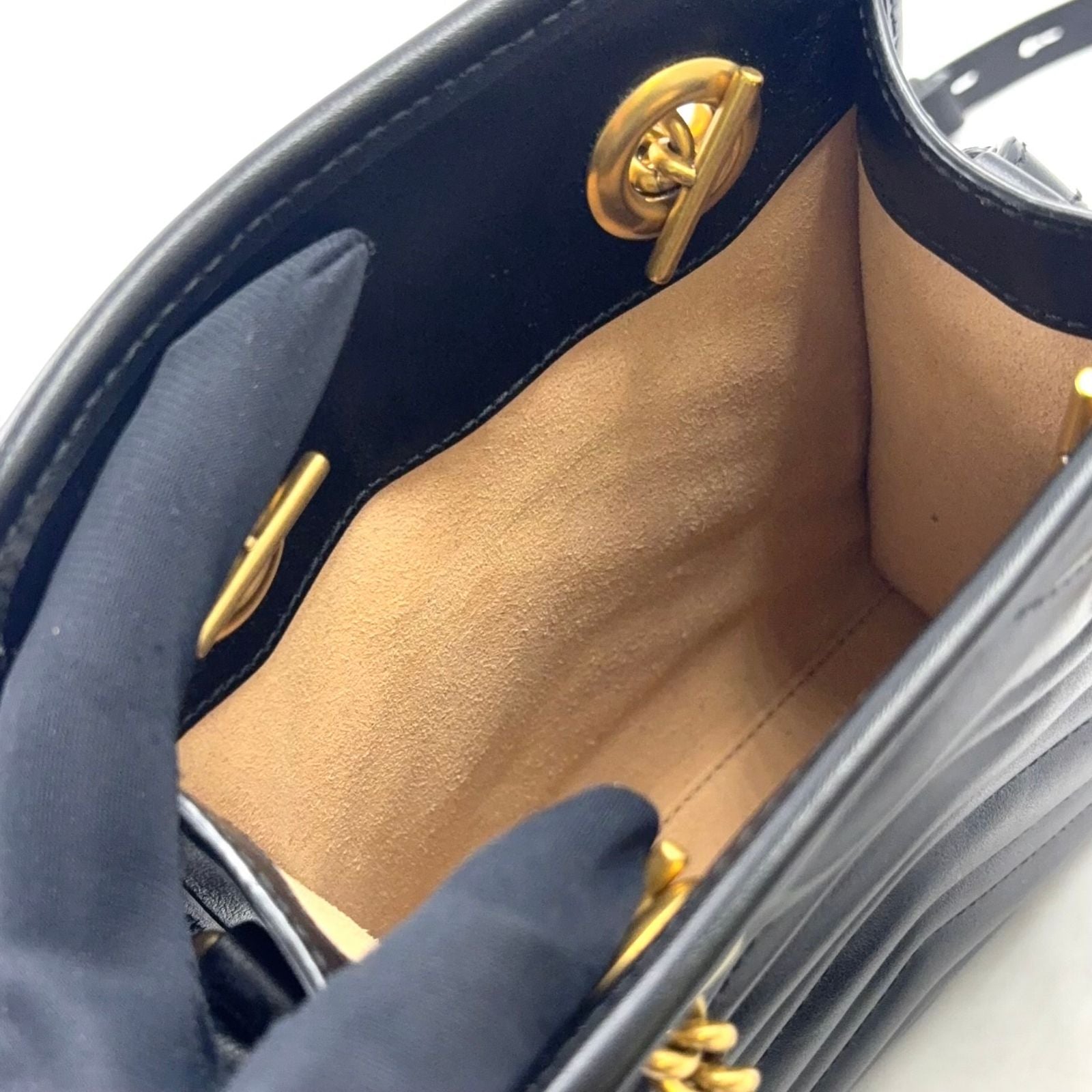 Gucci GG Marmont 2-Way Shoulder Leather Black Handbag Gold — view 5