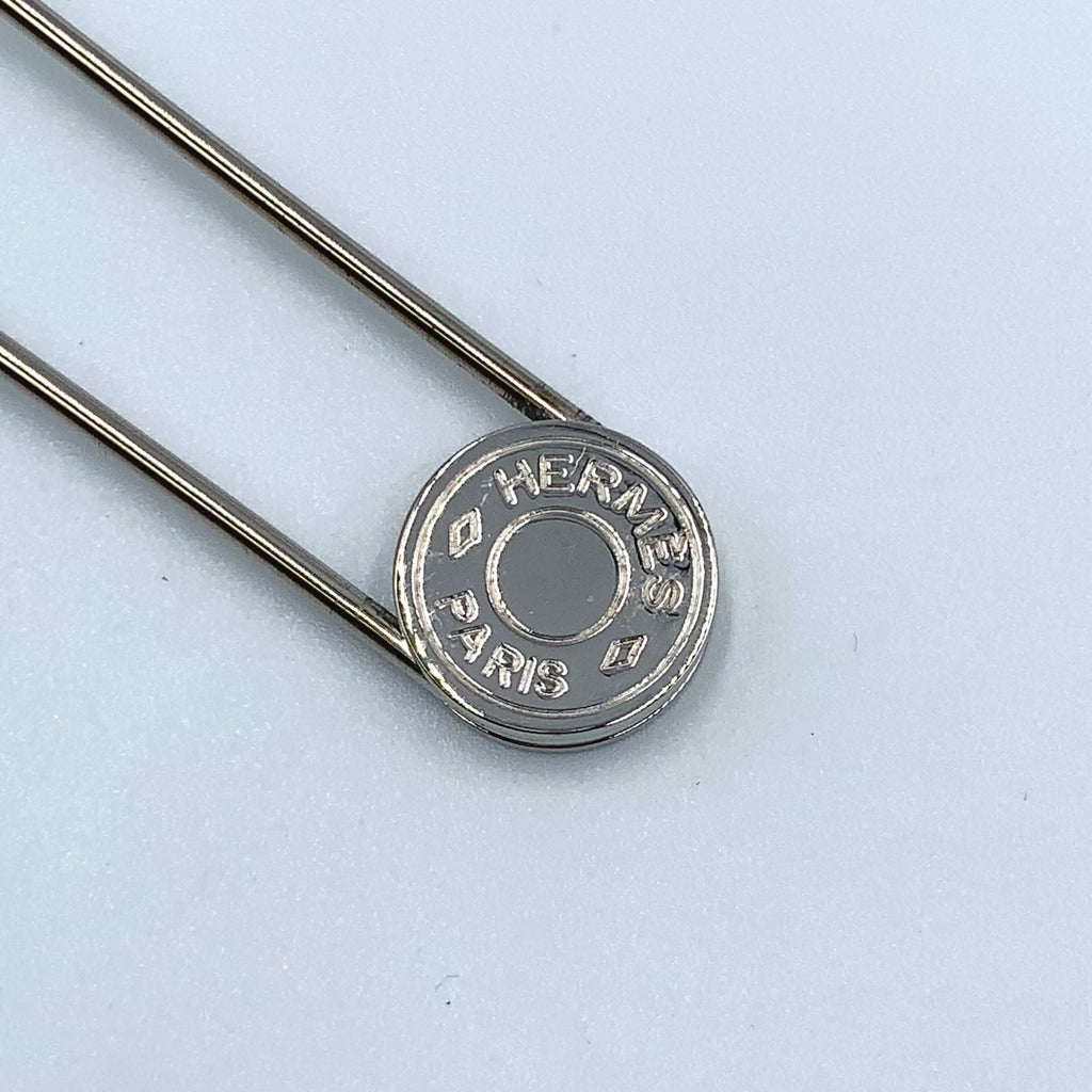 Hermes Sellier Pin Metal Silver Brooch — view 4