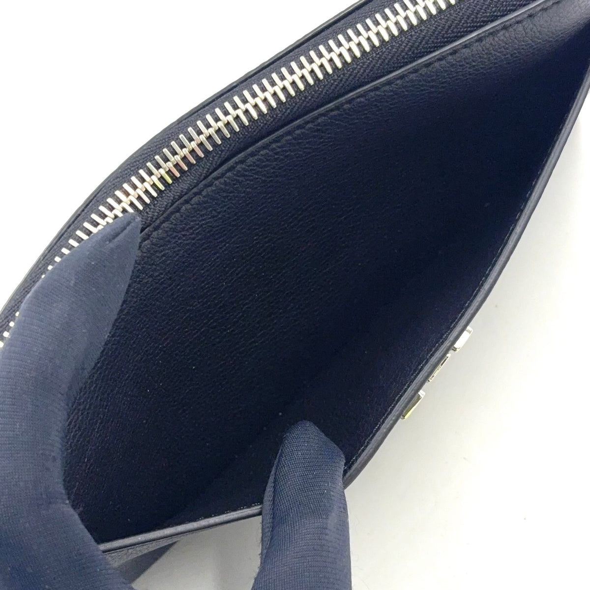 Louis Vuitton Zippy Lockme Zip Around Leather Black Wallet Silver — view 6