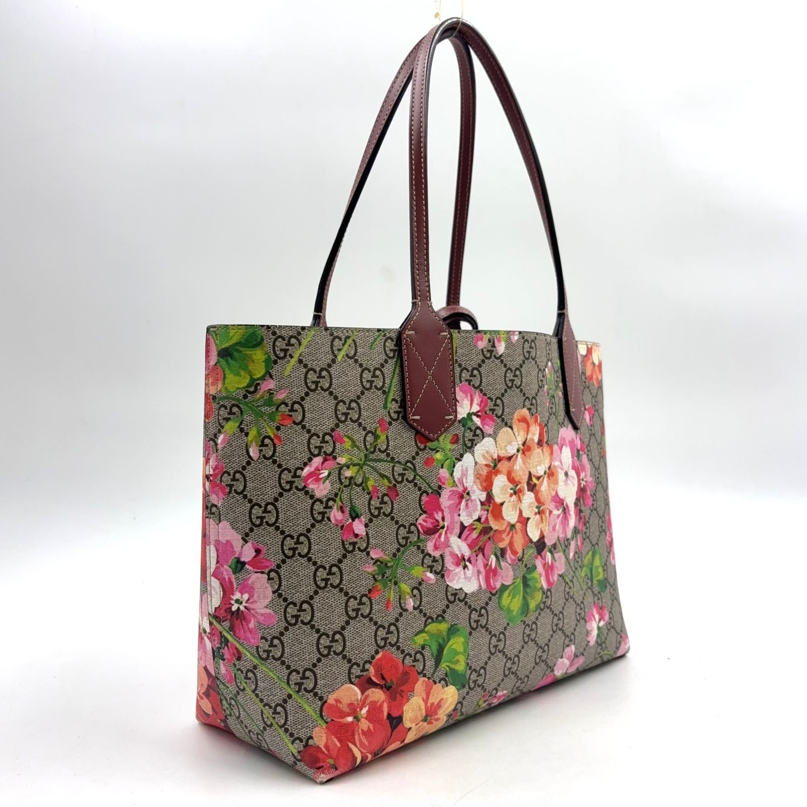 Gucci GG Supreme Leather Beige Bordeaux Tote — view 2