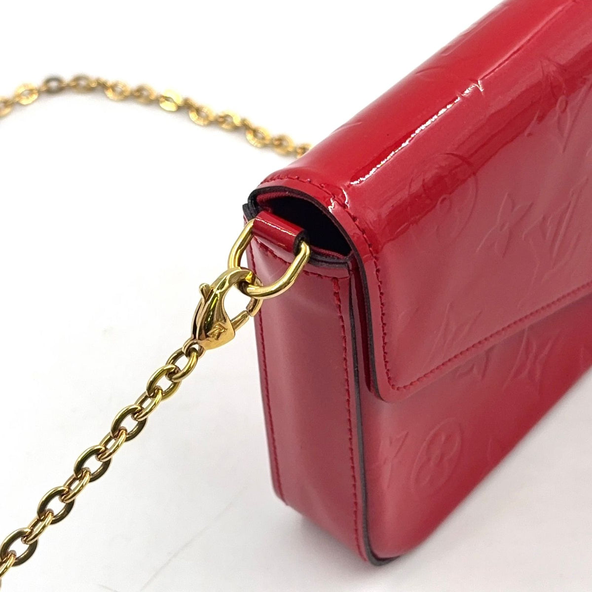 Louis Vuitton Pochette Felice Monogram Vernis Cerise Patent Leather Shoulder Bag — view 6