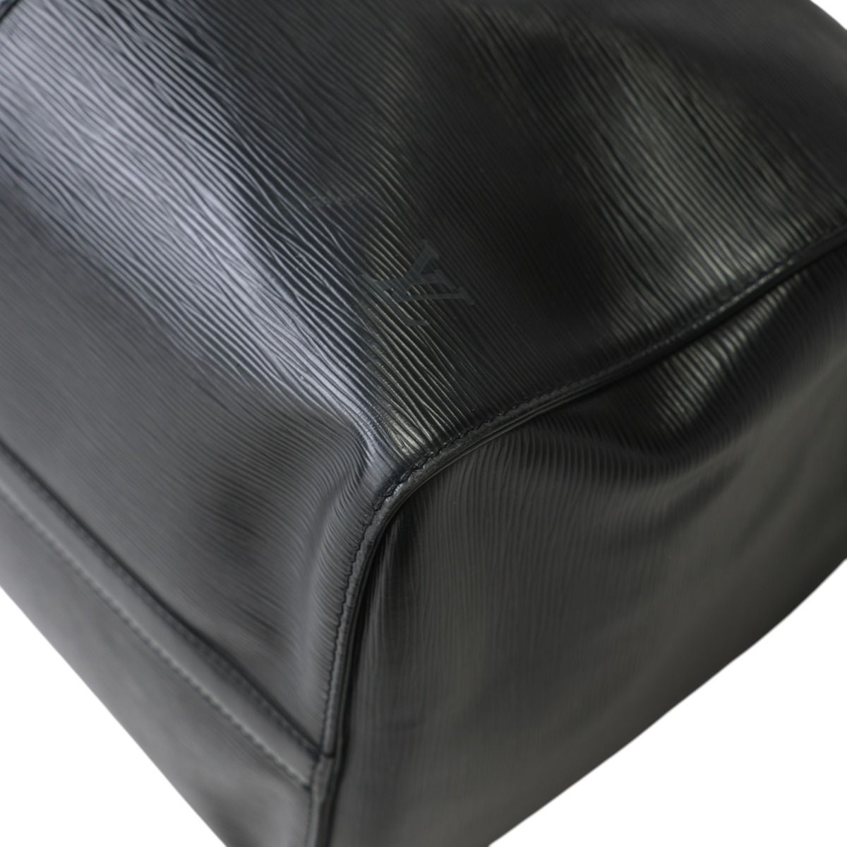 Louis Vuitton Epi Keepall 50 Boston Bag Black — view 5