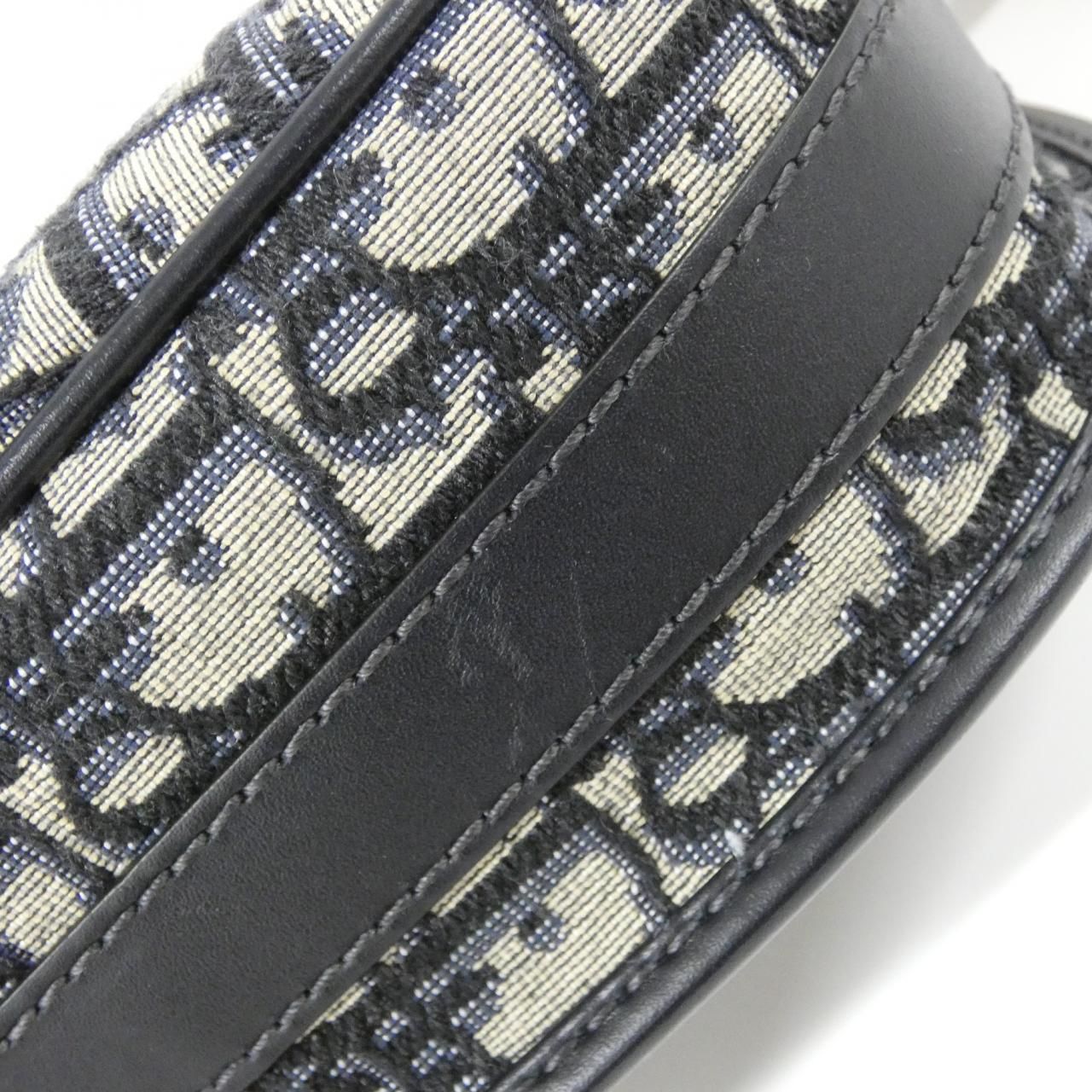 Dior Oblique Bobby Medium Shoulder Bag — view 3