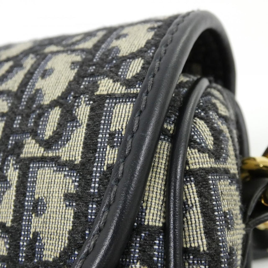 Dior Oblique Bobby Medium Shoulder Bag — view 6