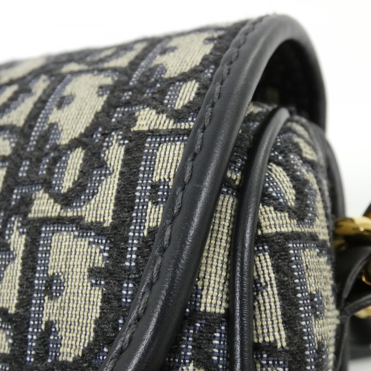 Dior Oblique Bobby Medium Shoulder Bag — view 6