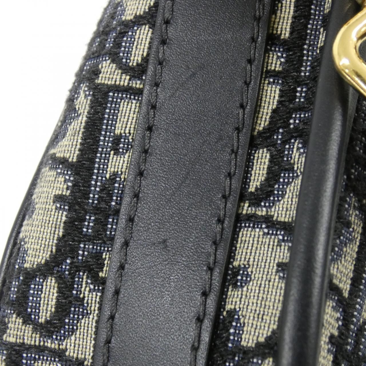 Dior Oblique Bobby Medium Shoulder Bag — view 7
