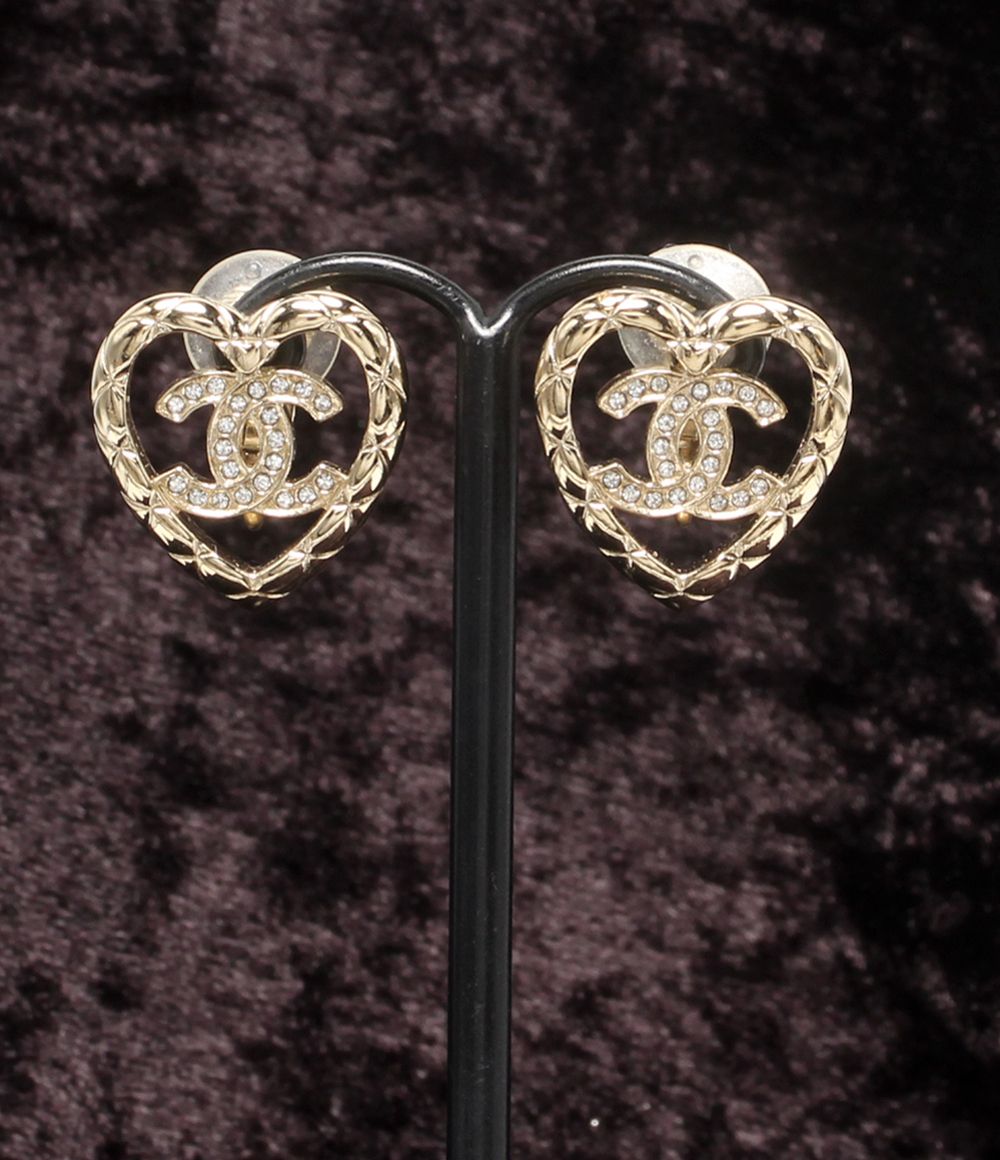 Chanel Earrings CC Logo Heart Motif
