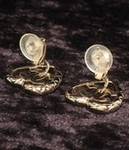 Chanel Earrings CC Logo Heart Motif — view 5
