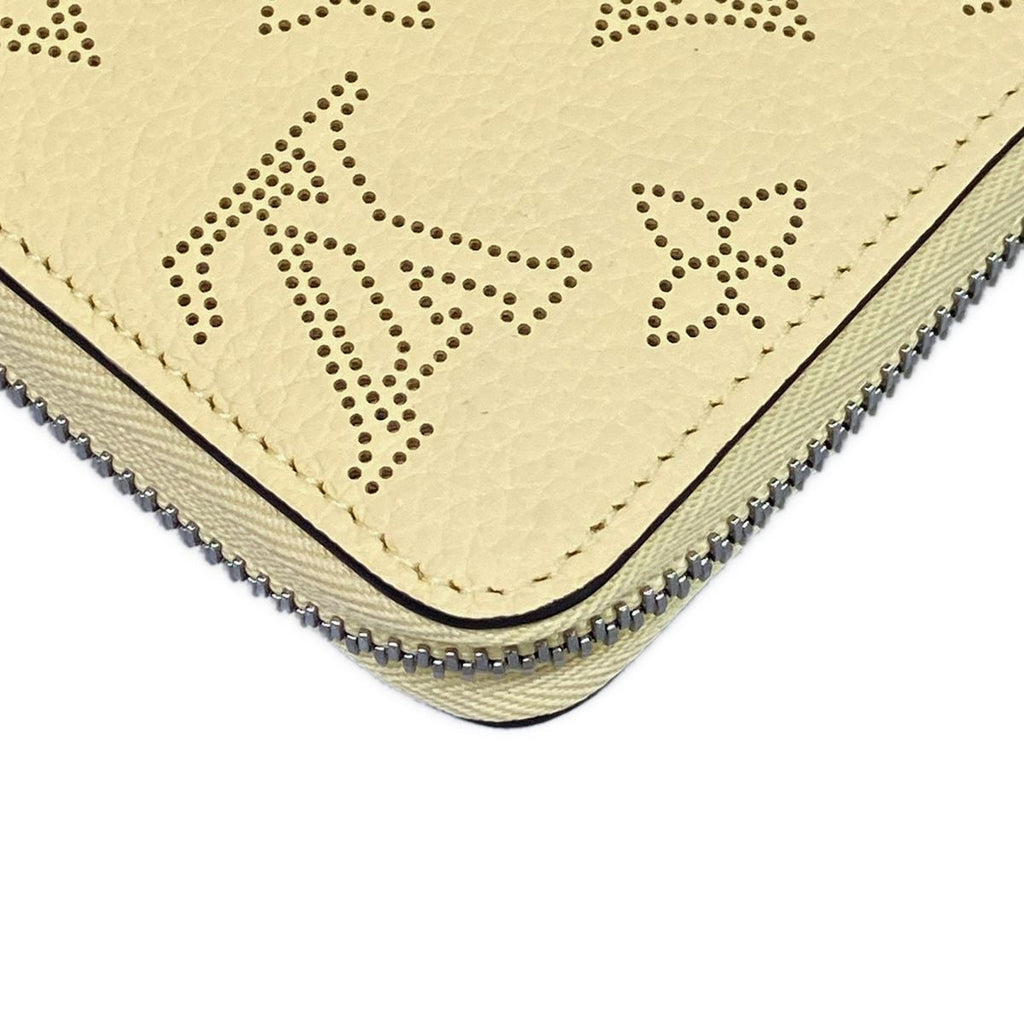 Louis Vuitton Wallet Mahina Zippy Banana Leather Cowhide — view 8