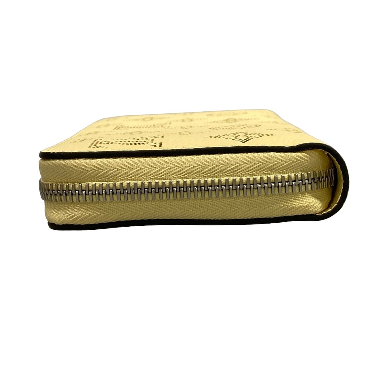 Louis Vuitton Wallet Mahina Zippy Banana Leather Cowhide — view 6