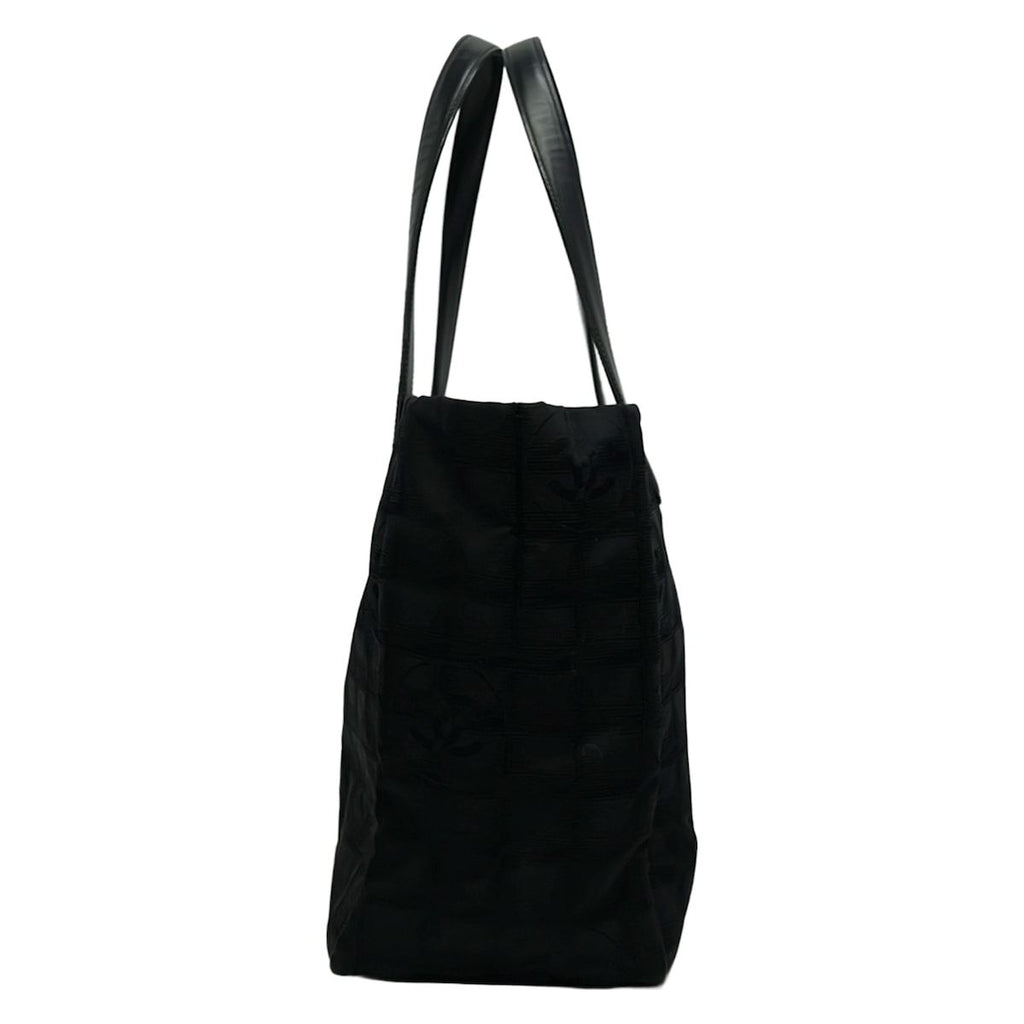 Chanel Tote New Travel Line MM Black Leather — view 2