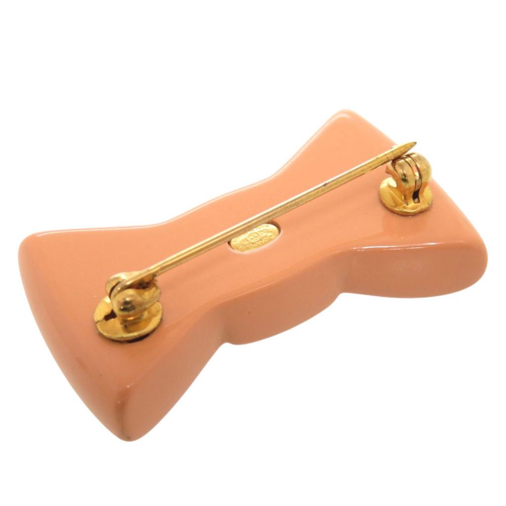 Chanel CC Logo Ribbon Motif Plastic Rhinestone Metal Salmon Pink Brooch — view 5