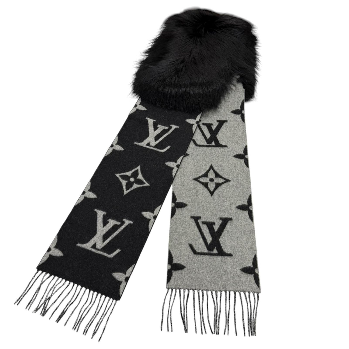 Louis Vuitton Echarpe Reykjavik Fur Cashmere 100% Fox Fur Scarf — view 3