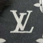 Louis Vuitton Echarpe Reykjavik Fur Cashmere 100% Fox Fur Scarf — view 6