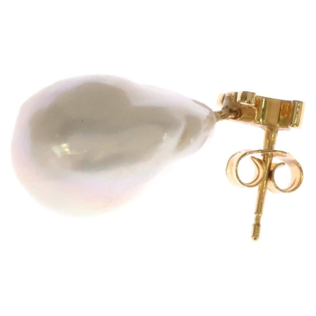 Celine Triomphe les Pearl Baroque Earrings White Gold — view 3