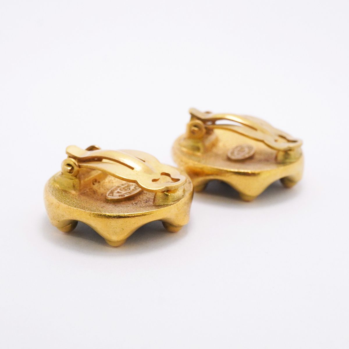 Chanel Earrings Vintage CC Logo Round Circle Gold Plated Black — view 2