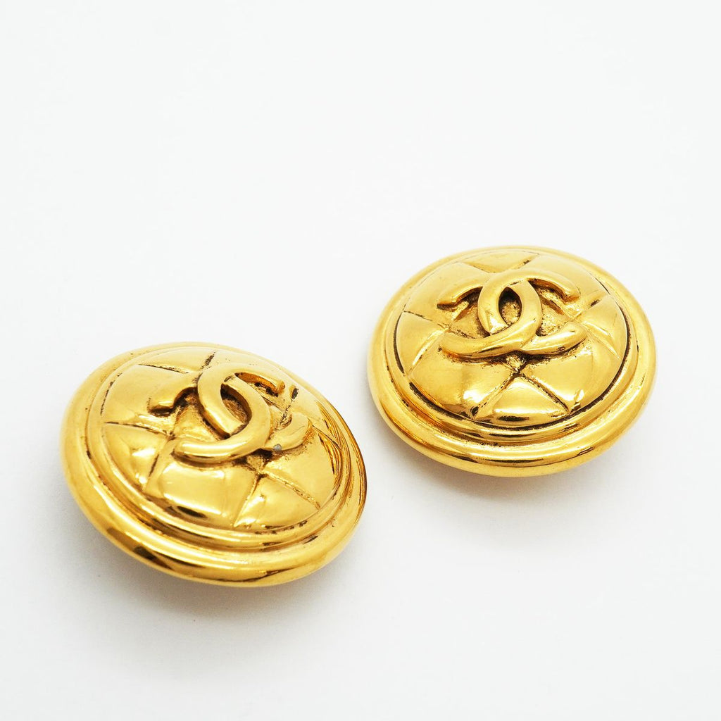 Chanel Earrings Vintage CC Logo Quilted Round Circle Gold Plated — view 2