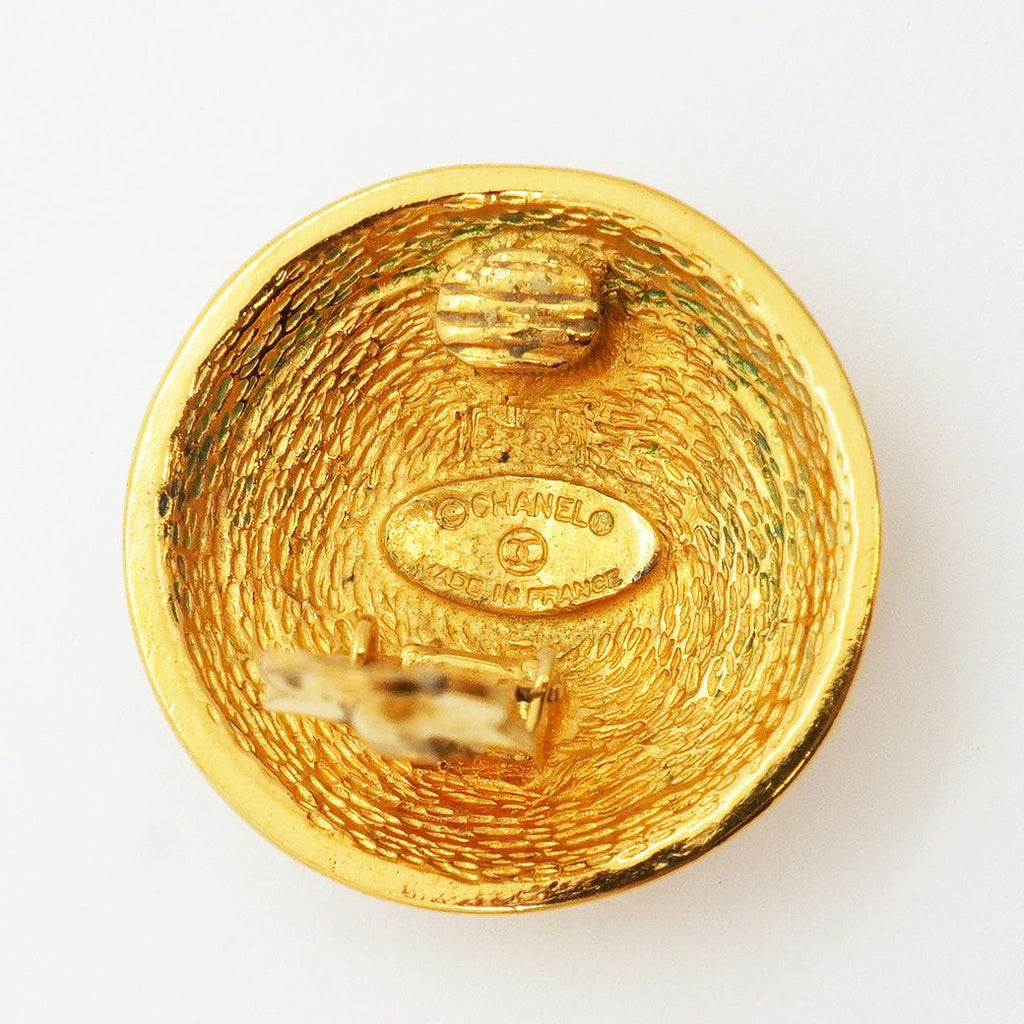 Chanel Earrings Vintage CC Logo Quilted Round Circle Gold Plated — view 4