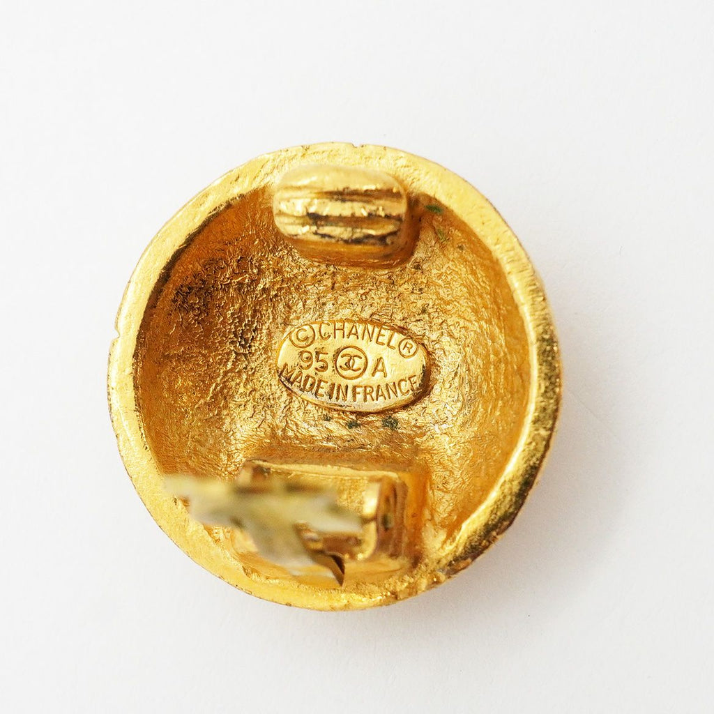 Chanel Earrings Vintage CC Logo Round Circle Gold Plated — view 4