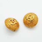 Chanel Earrings Vintage CC Logo Round Circle Gold Plated — view 2