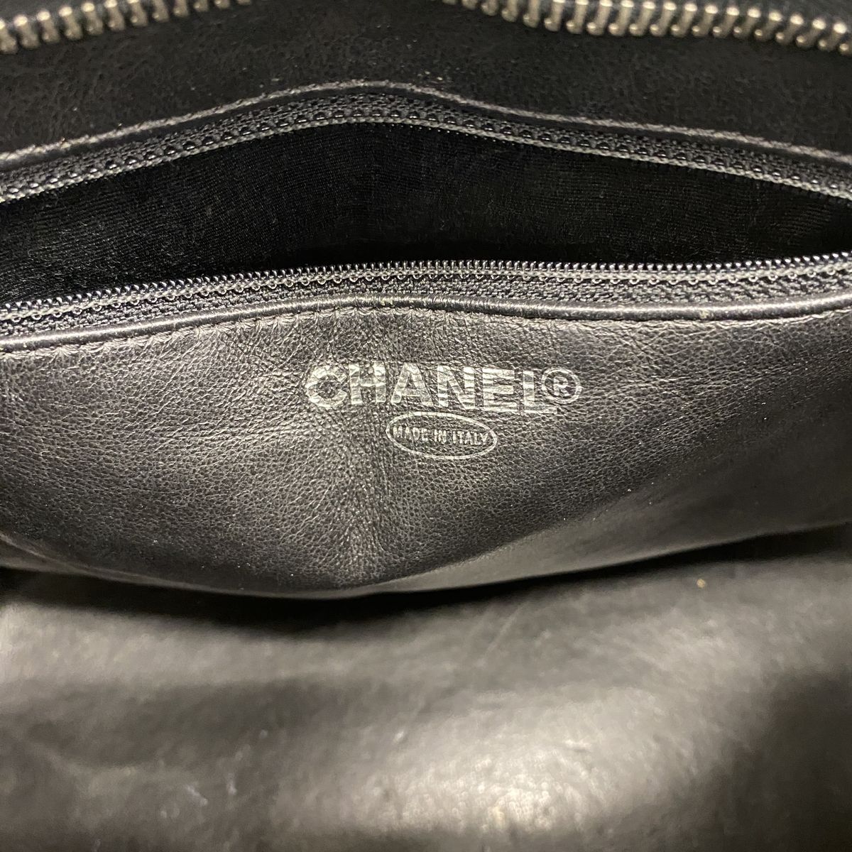 Chanel Tote Reissue Caviar Leather Black Silver — view 5