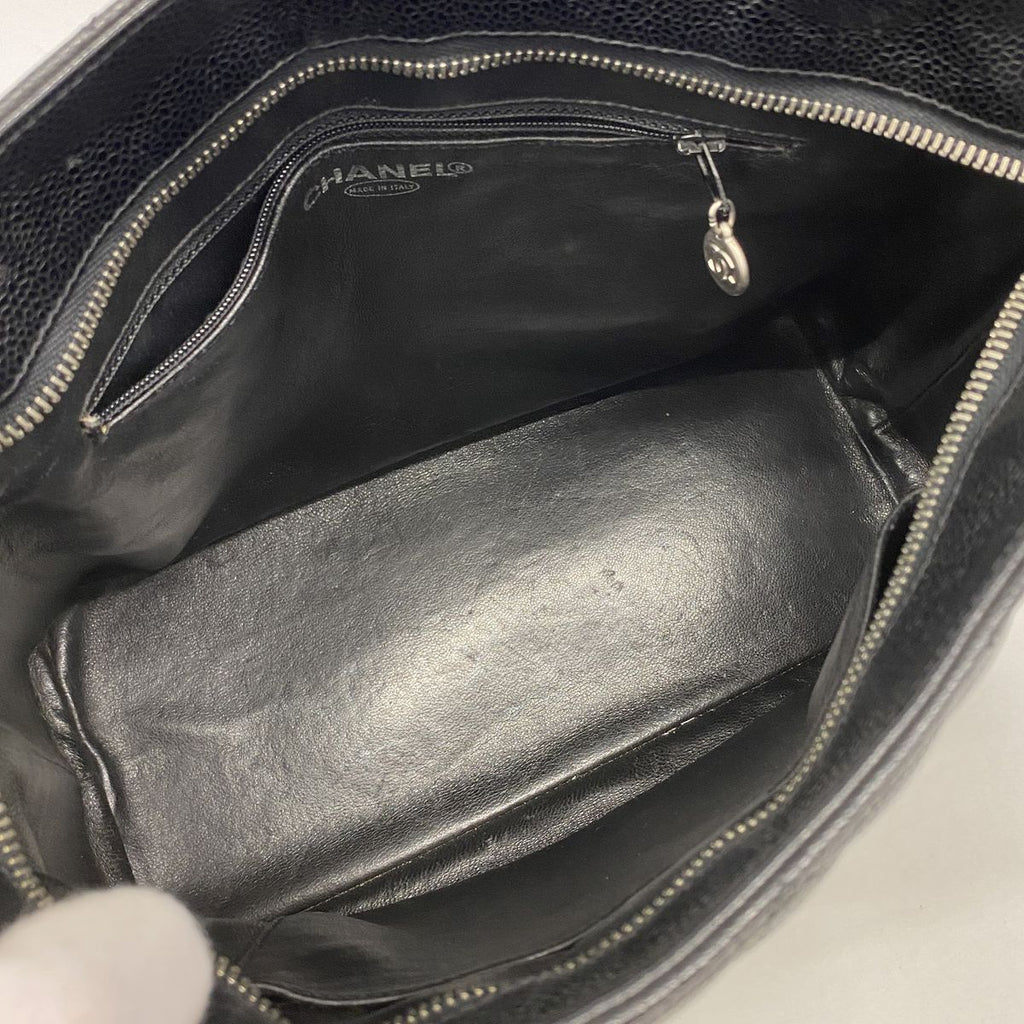 Chanel Tote Reissue Caviar Leather Black Silver — view 4