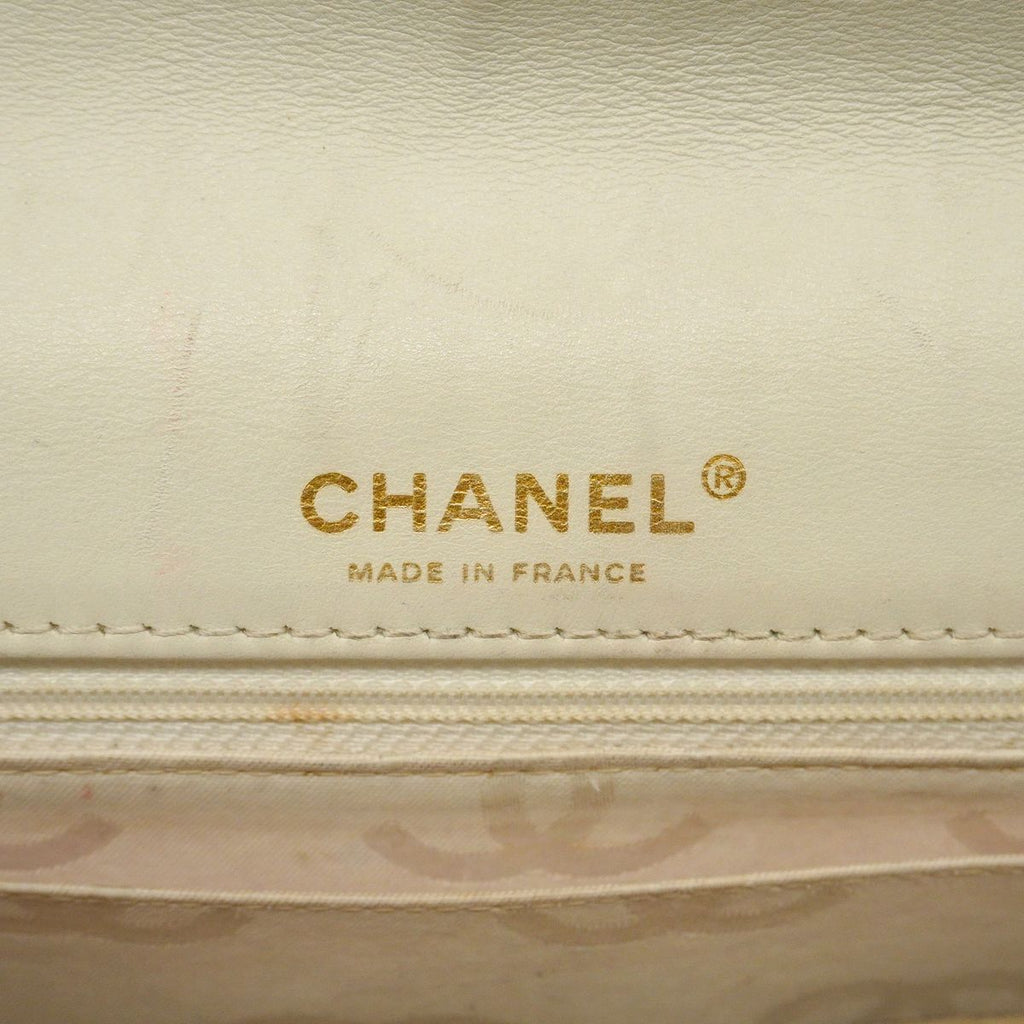 Chanel Shoulder Bag Wild Stitch Leather White Gold — view 5