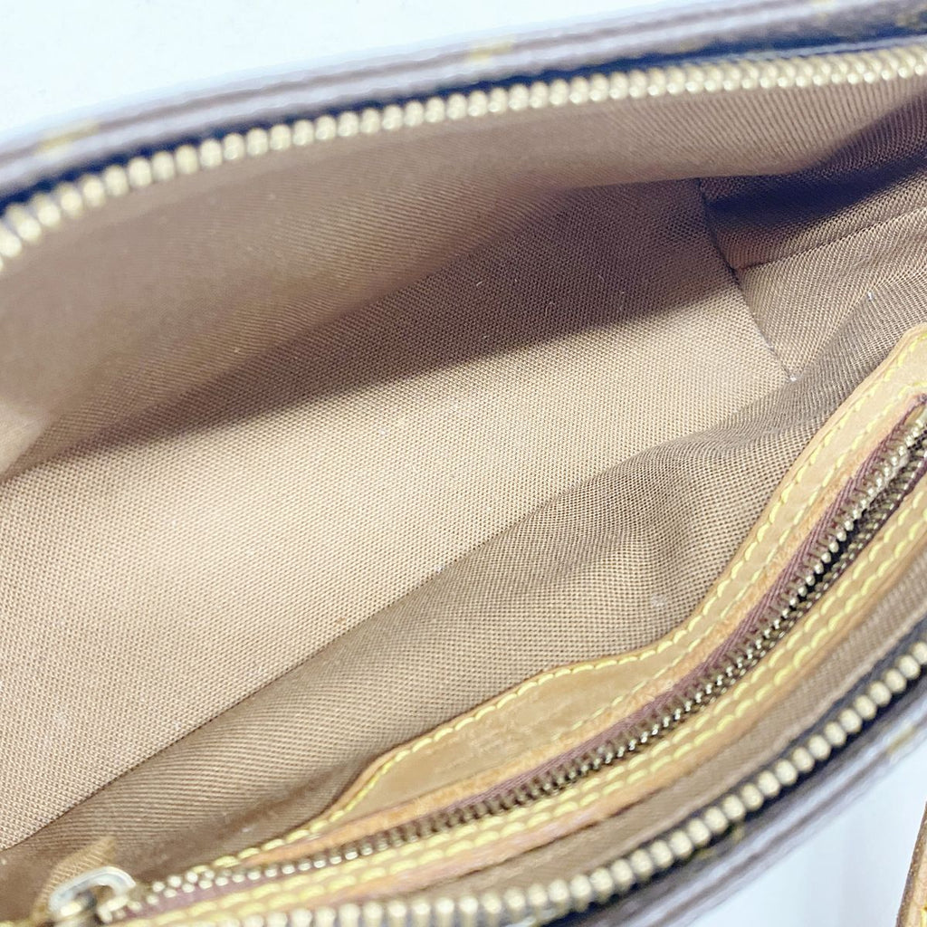 Louis Vuitton Shoulder Bag Monogram Trotteur Brown — view 4