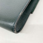 Louis Vuitton Clutch Taiga Volga Epi Sear — view 8