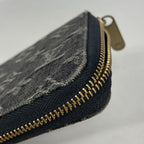 Louis Vuitton Wallet Monogram Denim Zippy Noir — view 6