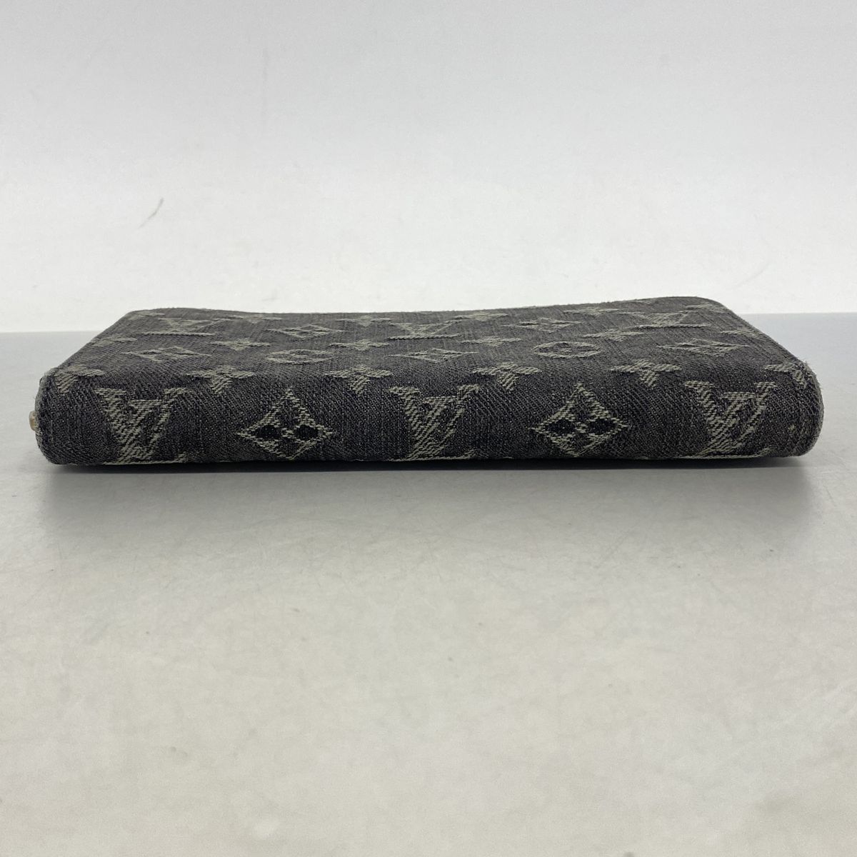 Louis Vuitton Wallet Monogram Denim Zippy Noir — view 2