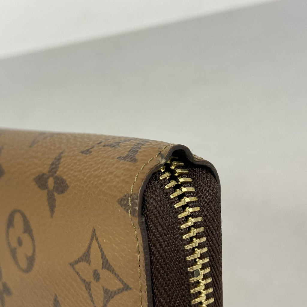 Louis Vuitton Wallet Monogram Applique Reverse Zippy Brown — view 5