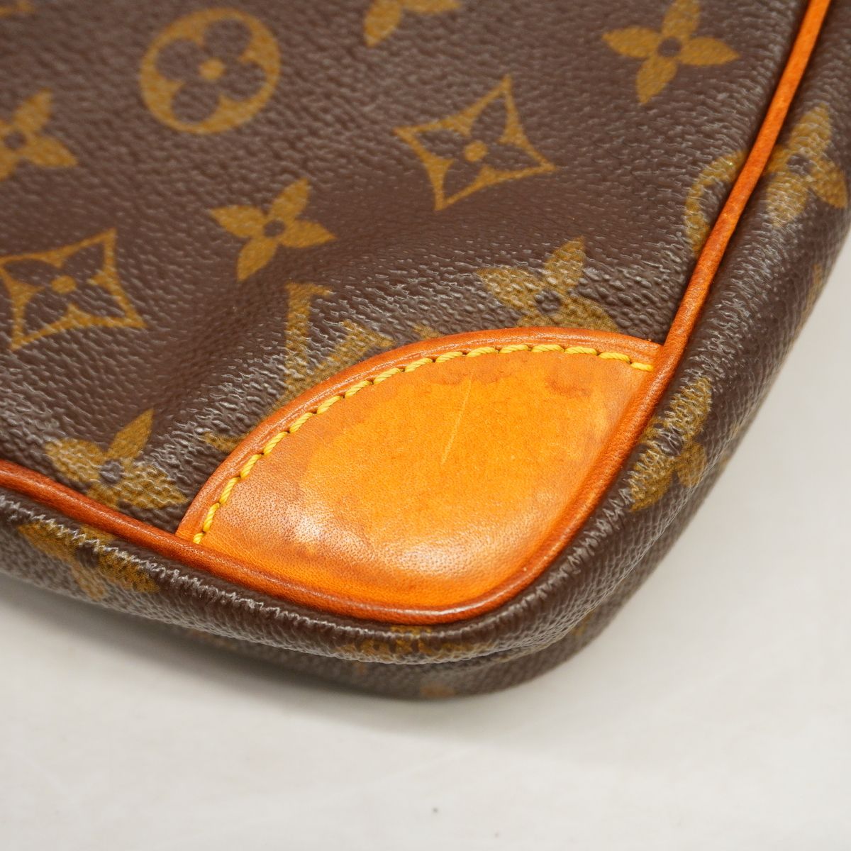 Louis Vuitton Shoulder Bag Monogram Danube Brown — view 6