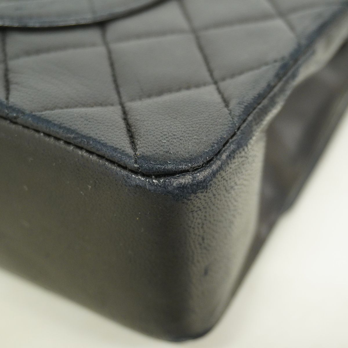 Chanel Shoulder Bag Quilted Lambskin Black Gold — view 6