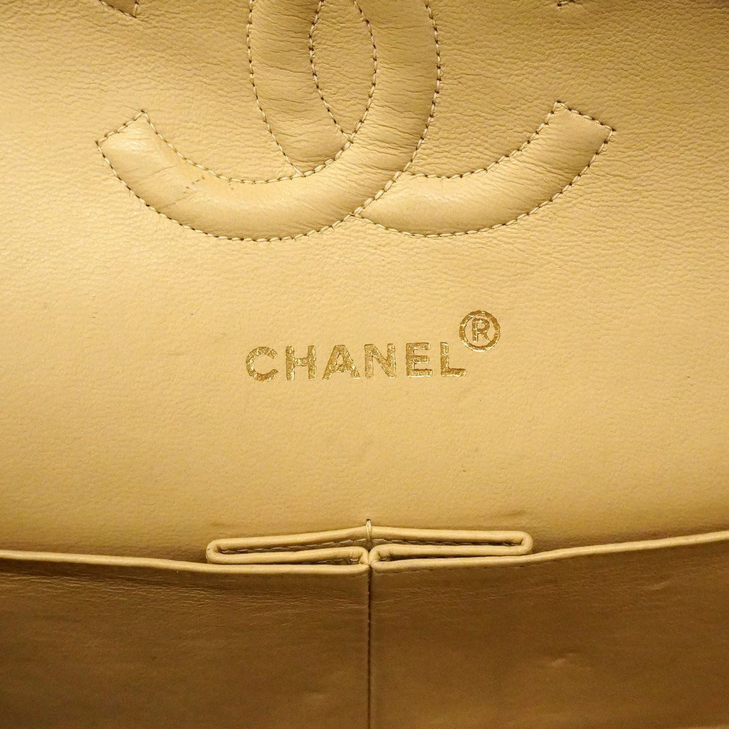 Chanel Shoulder Bag Quilted Lambskin Beige Gold — view 5