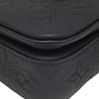 Louis Vuitton Shoulder Bag S Lock Vertical Wearable Wallet Leather Taurillon — view 4