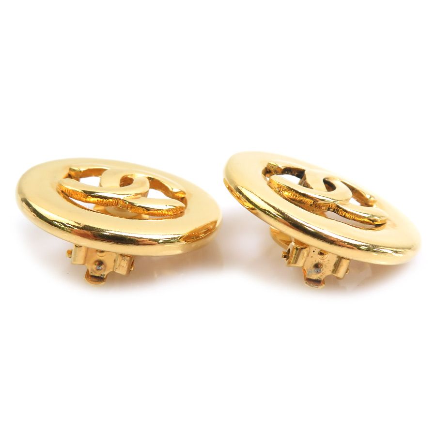 Chanel Earrings CC Logo — view 3