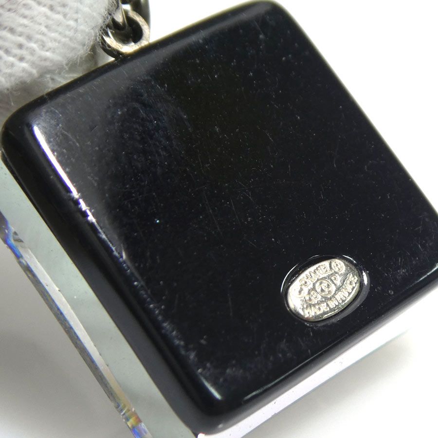 Chanel Necklace CC Logo — view 7