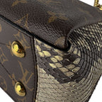 Louis Vuitton Shoulder Bag Nnu BB — view 8