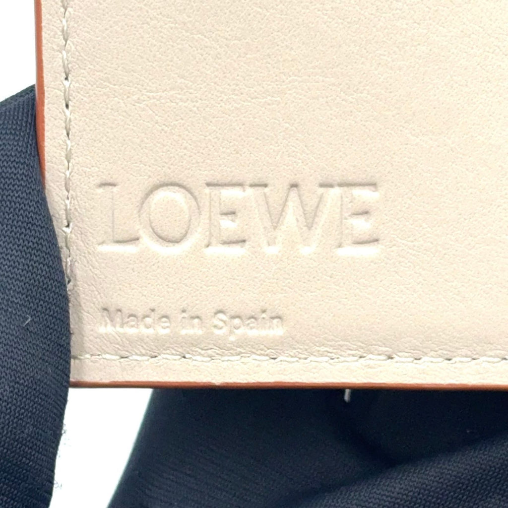 Loewe Anagram Trifold Leather Gray Beige Wallet Silver — view 4