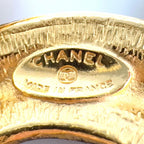 Chanel CC Logo Quilted Gold Plated Brooch — view 4