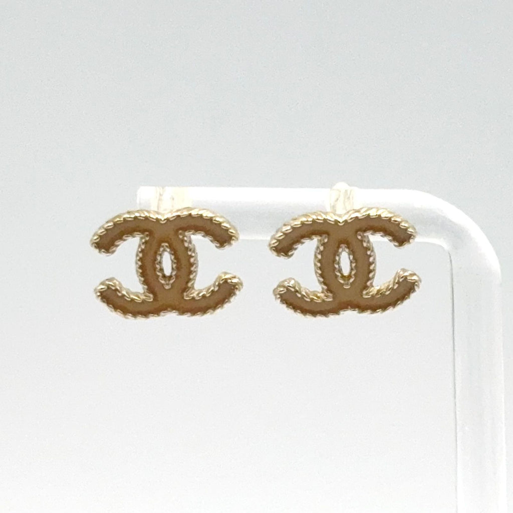 Chanel CC Logo Stud Enamel Gold Beige Earrings