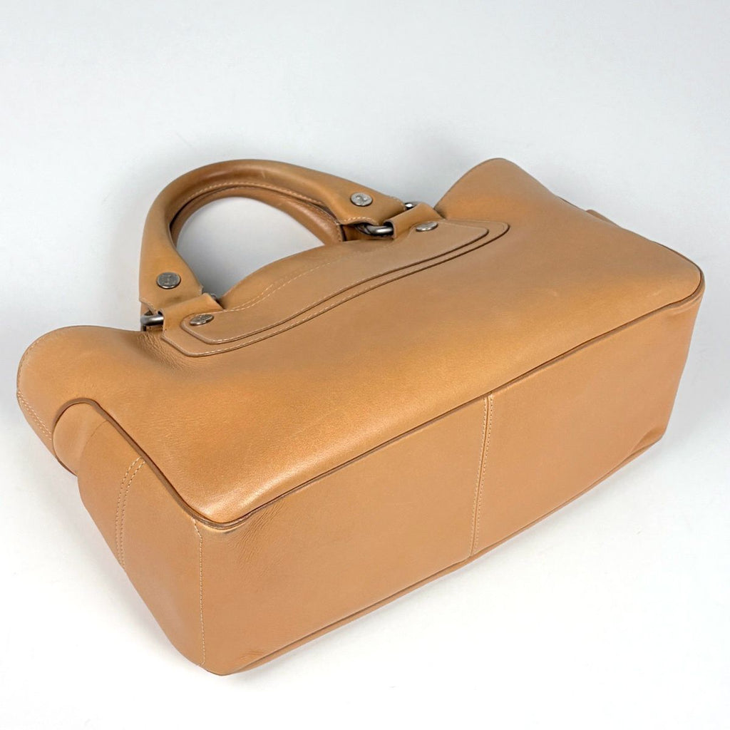 Celine Boogie Bag Handbag Leather Beige — view 2