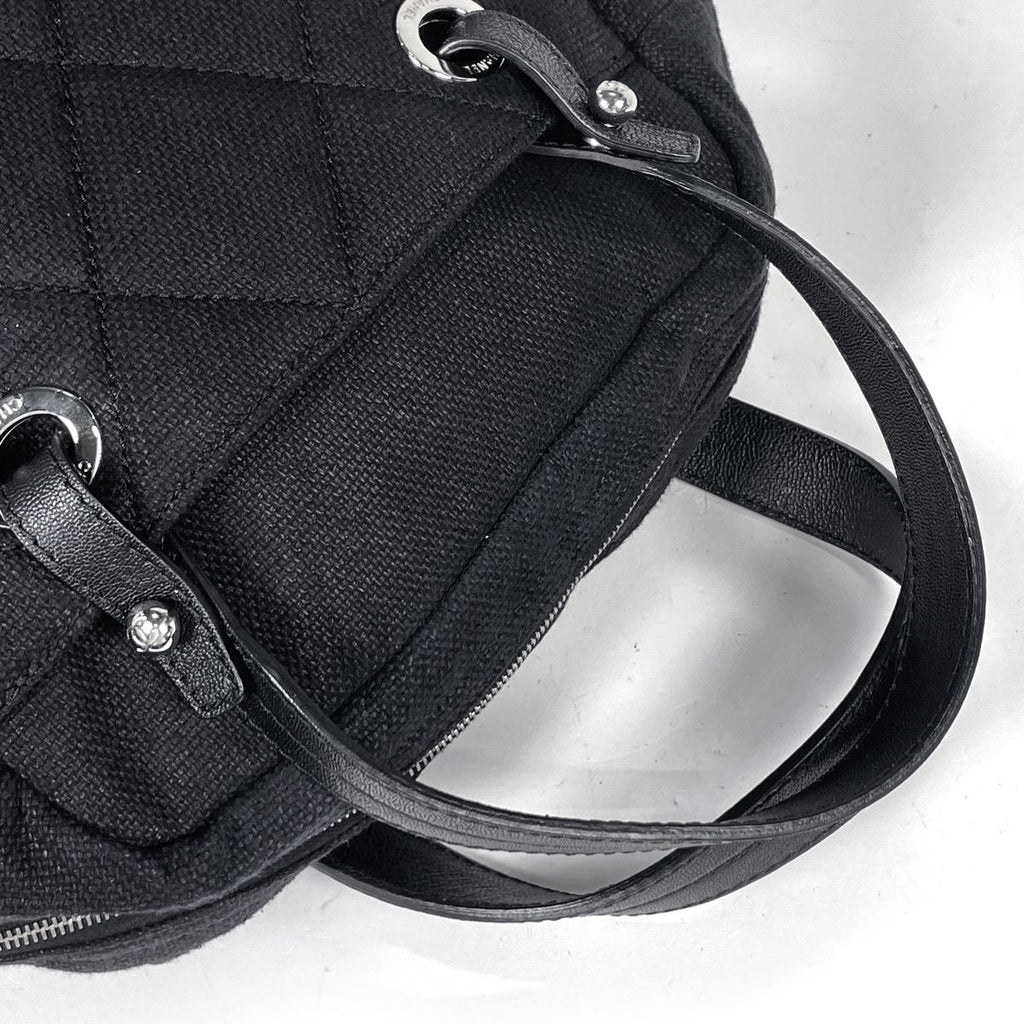 Chanel Handbag CC Logo Fabric Black — view 6